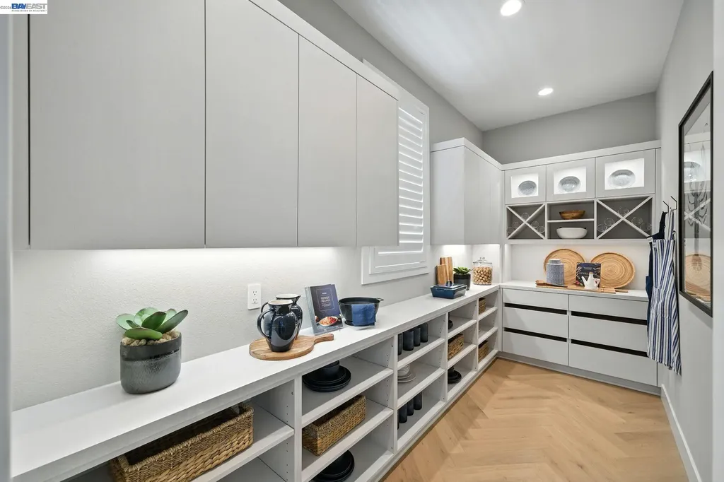 1799 Sill Avenue Dublin CA 94568