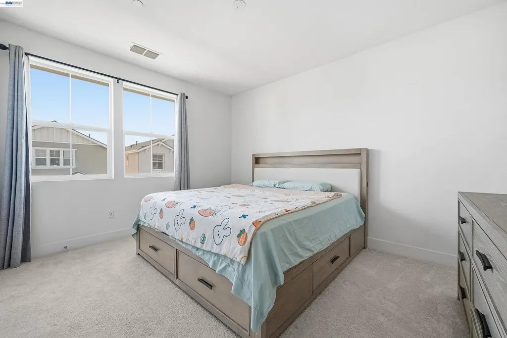 5569 Azalea Way Newark CA 94560