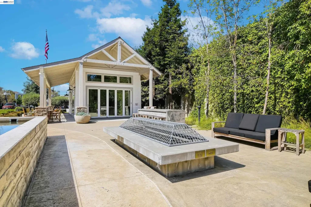 5569 Azalea Way Newark CA 94560