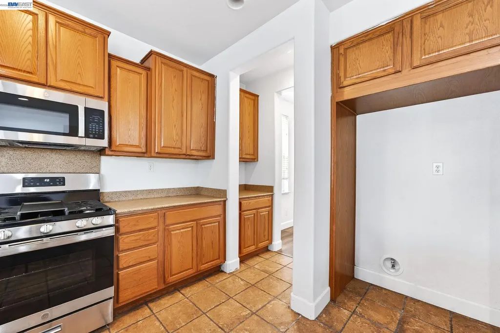53 Puffin Circle Oakley CA 94561