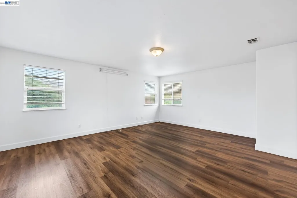 53 Puffin Circle Oakley CA 94561