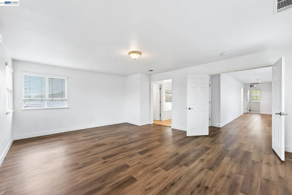 53 Puffin Circle Oakley CA 94561