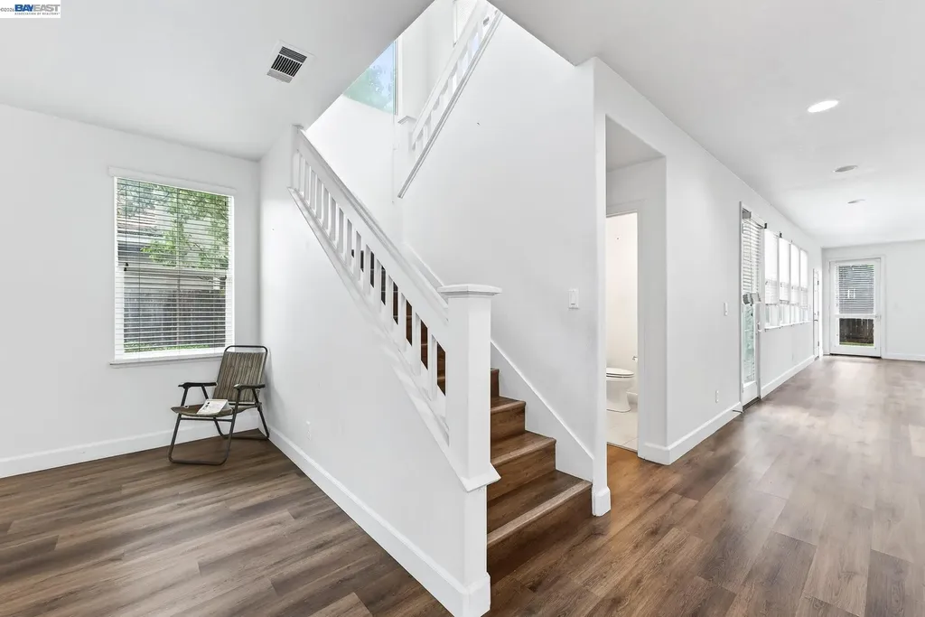 53 Puffin Circle Oakley CA 94561