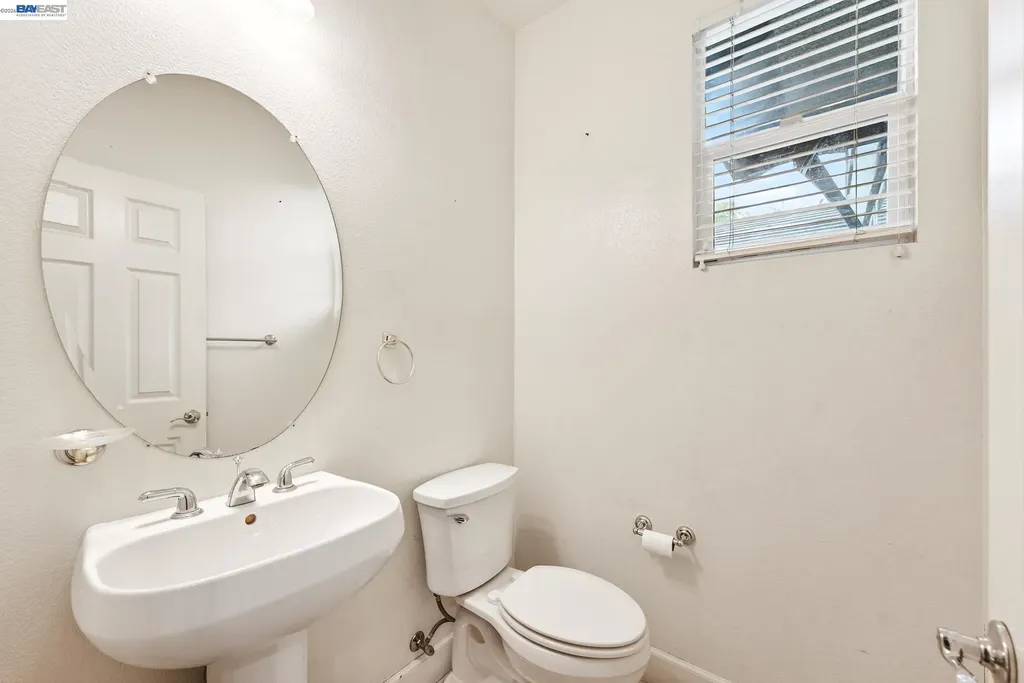 53 Puffin Circle Oakley CA 94561