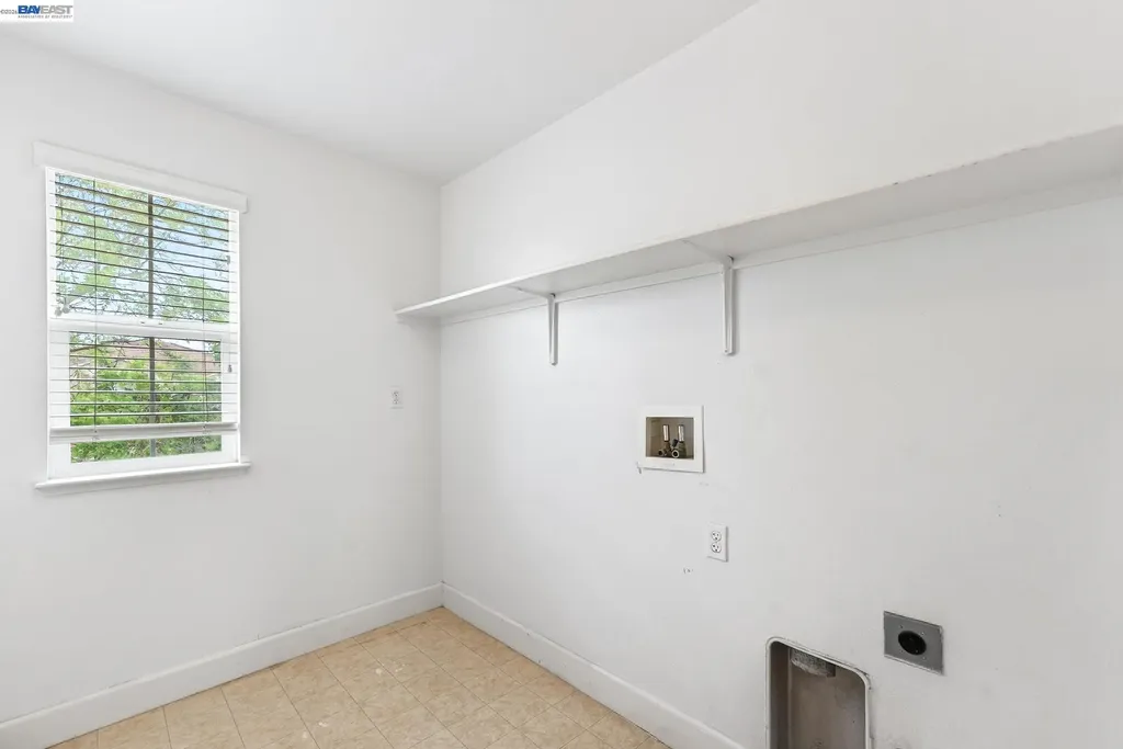 53 Puffin Circle Oakley CA 94561