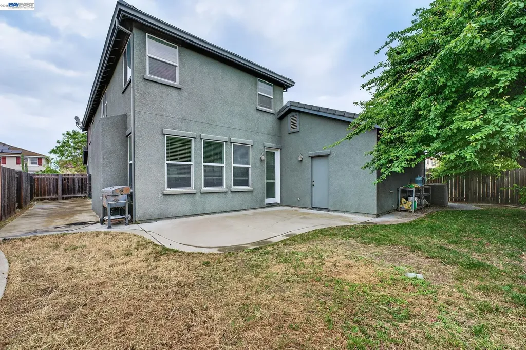 53 Puffin Circle Oakley CA 94561