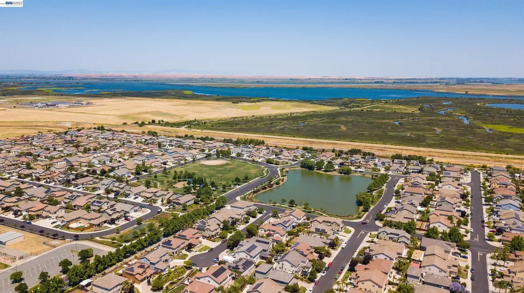 53 Puffin Circle Oakley CA 94561