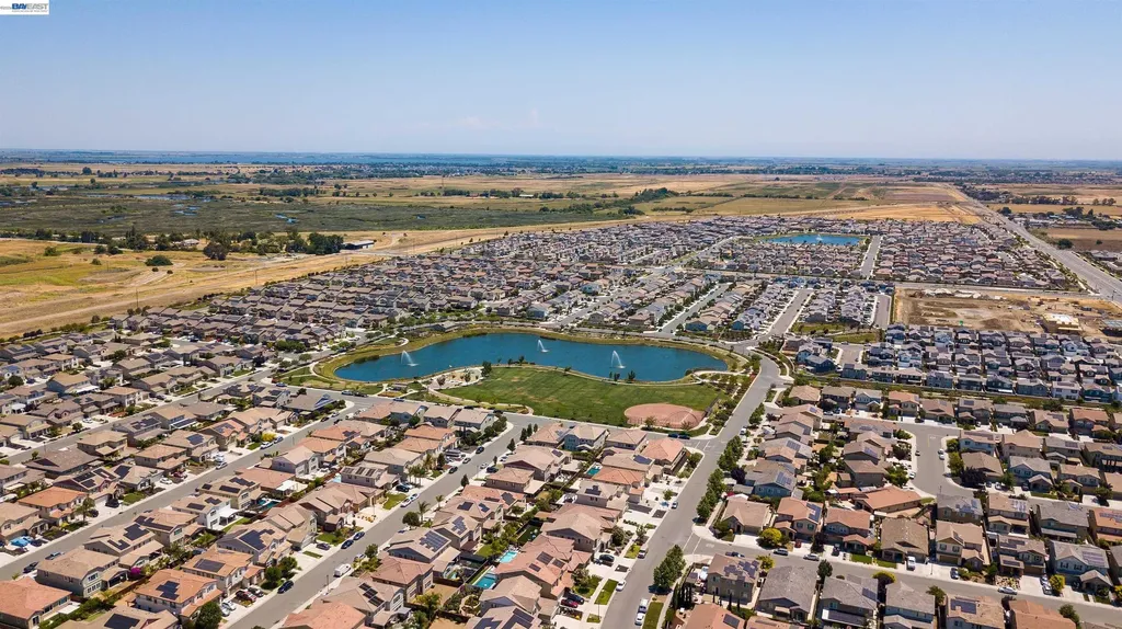 53 Puffin Circle Oakley CA 94561