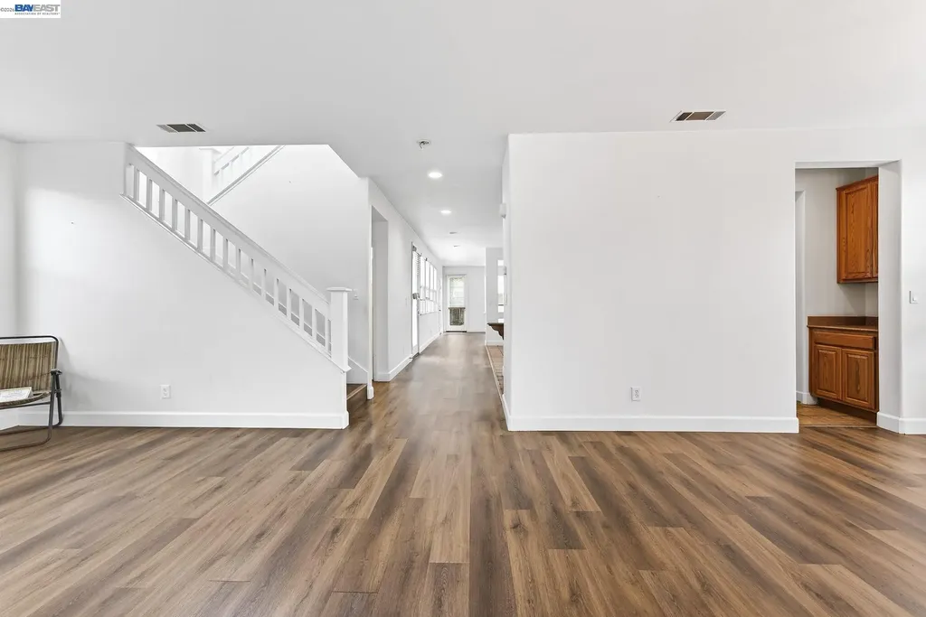 53 Puffin Circle Oakley CA 94561