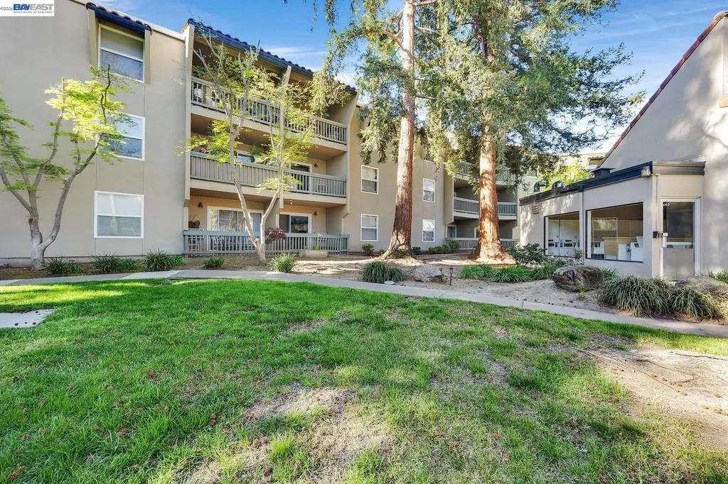 1087 Murrieta Boulevard Livermore CA 94550