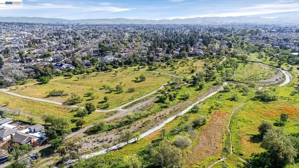 1087 Murrieta Boulevard Livermore CA 94550