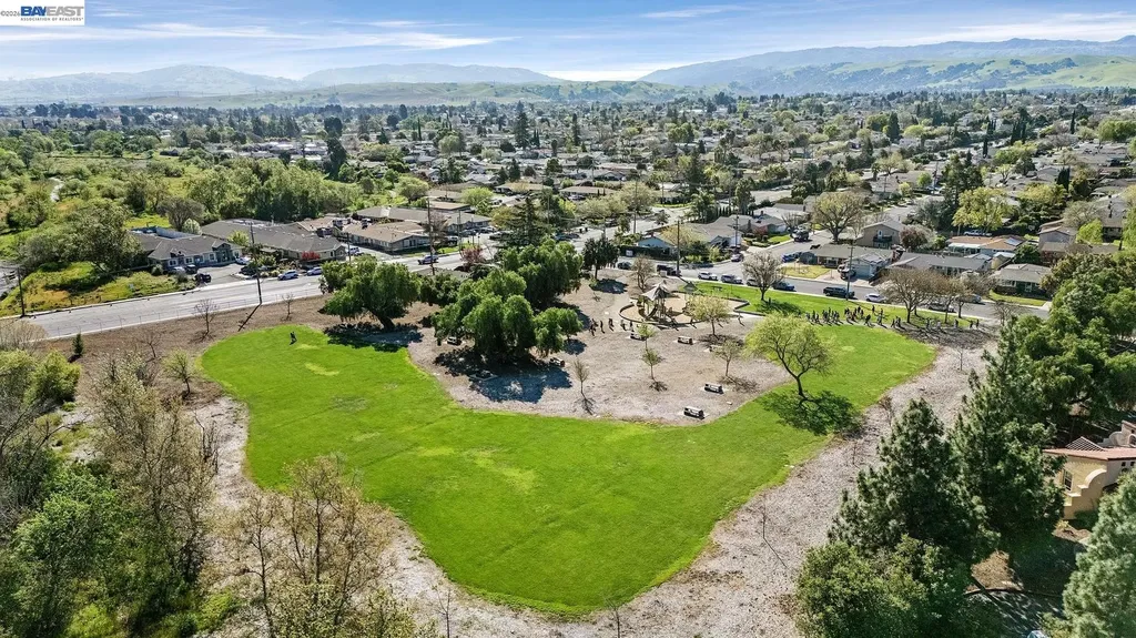 1087 Murrieta Boulevard Livermore CA 94550