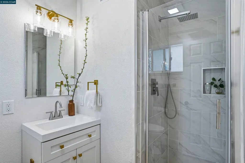 3005 De Anza Drive El Sobrante CA 94803