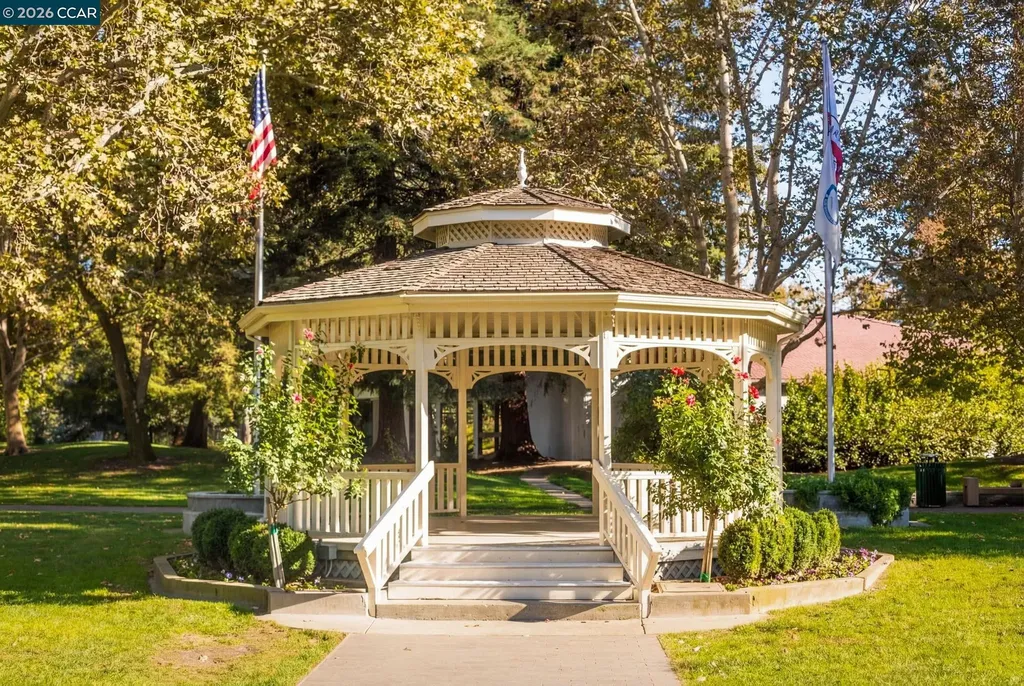 1251 Homestead Avenue Walnut Creek CA 94598