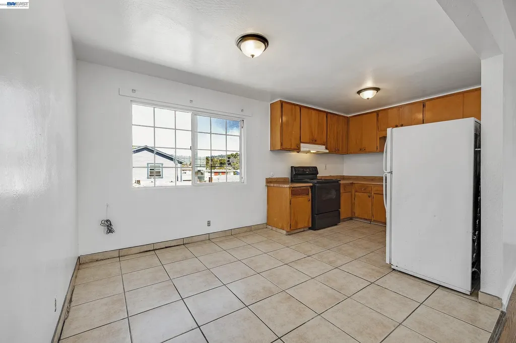 2828 22nd Avenue Oakland CA 94606