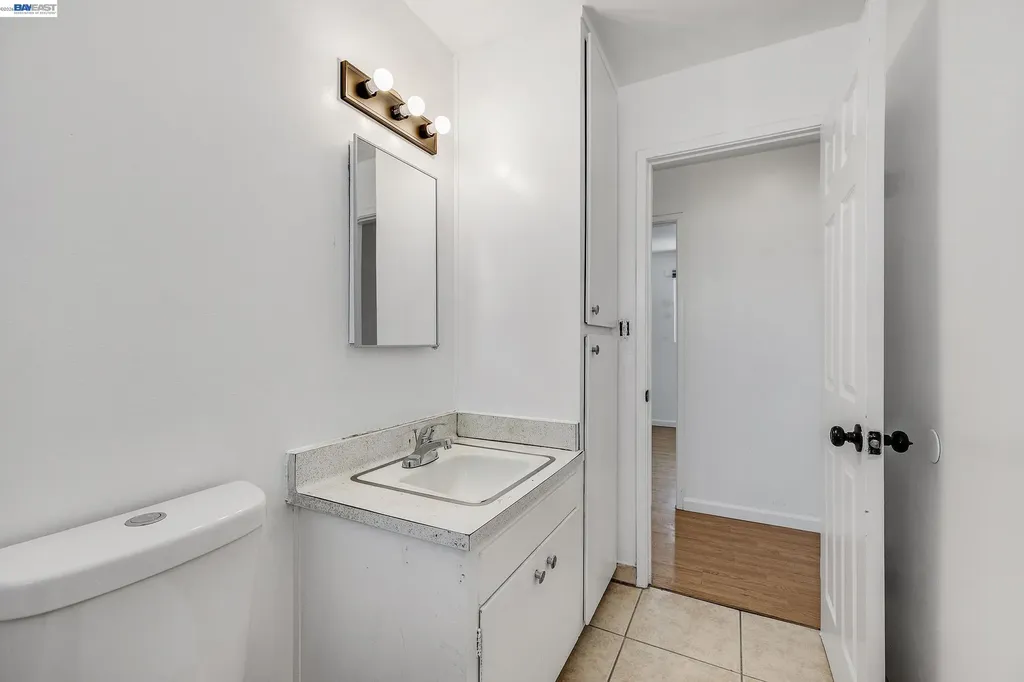 2828 22nd Avenue Oakland CA 94606