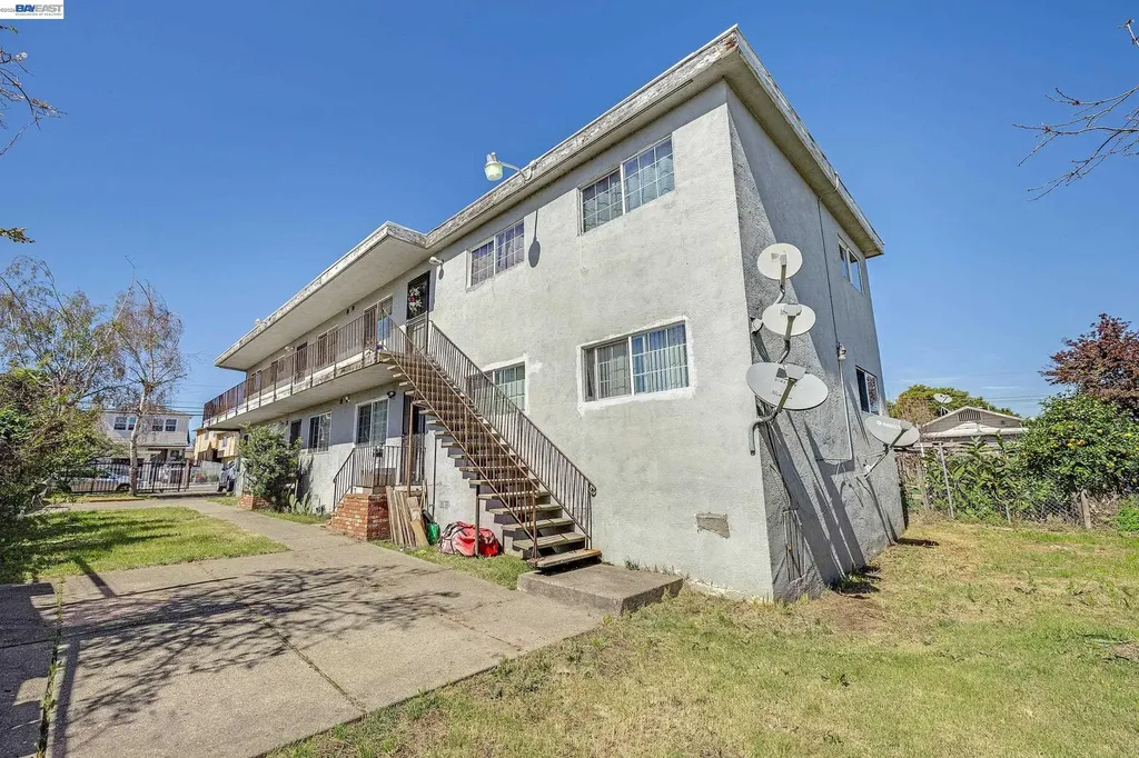 2828 22nd Avenue Oakland CA 94606