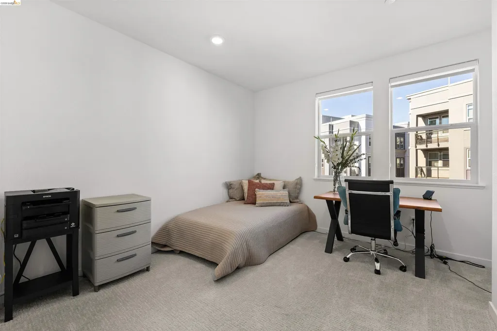 2836 Tradewind Drive Alameda CA 94501