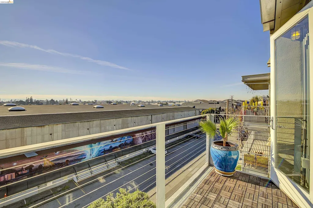 3090 Glascock Street Oakland CA 94601