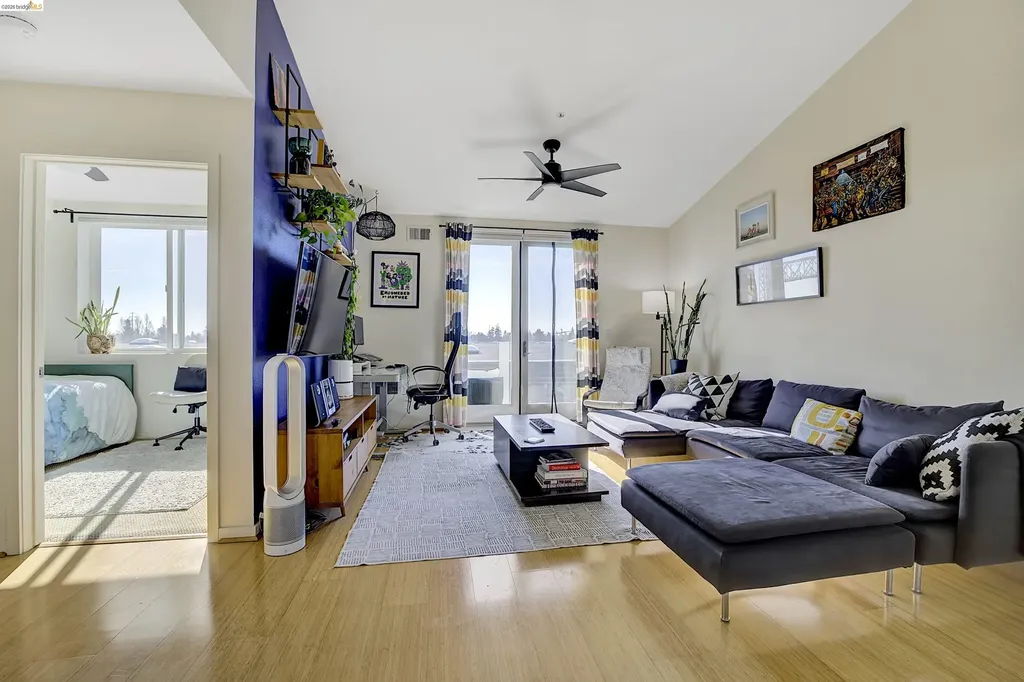 3090 Glascock Street Oakland CA 94601