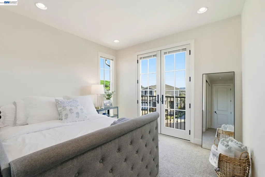 201 Willowbrook Lane Moraga CA 94556