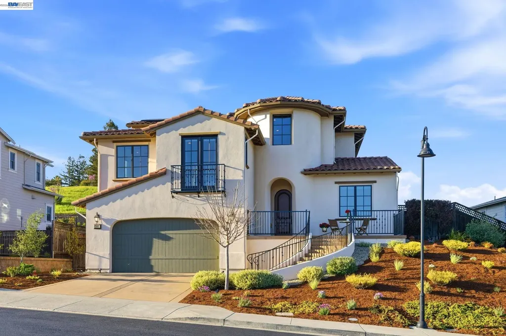 201 Willowbrook Lane Moraga CA 94556