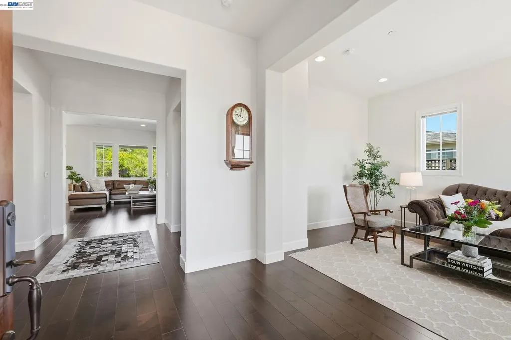 201 Willowbrook Lane Moraga CA 94556