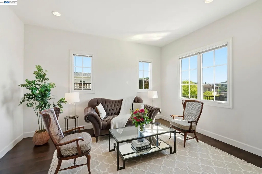 201 Willowbrook Lane Moraga CA 94556