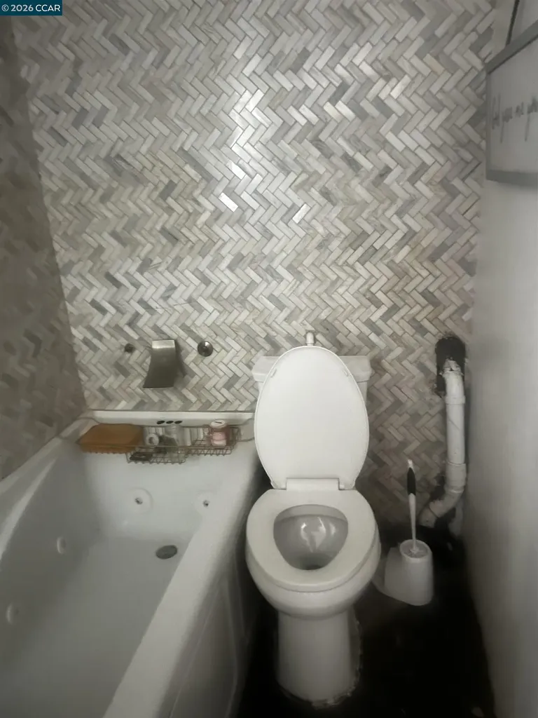 1161 64th Street Oakland CA 94608