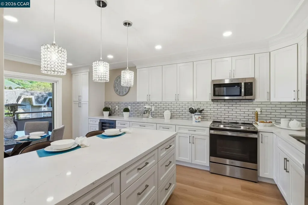 3410 Tice Creek Drive Walnut Creek CA 94595