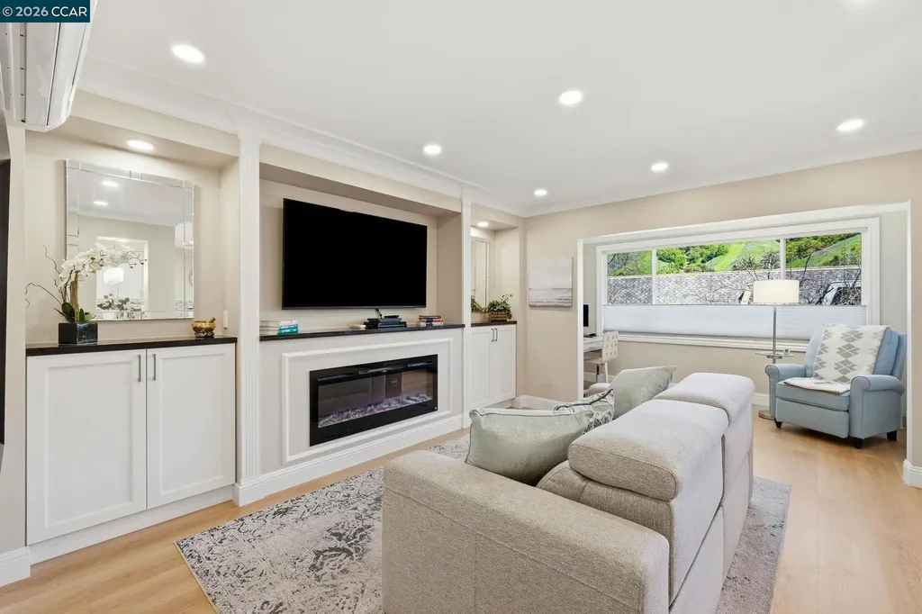 3410 Tice Creek Drive Walnut Creek CA 94595
