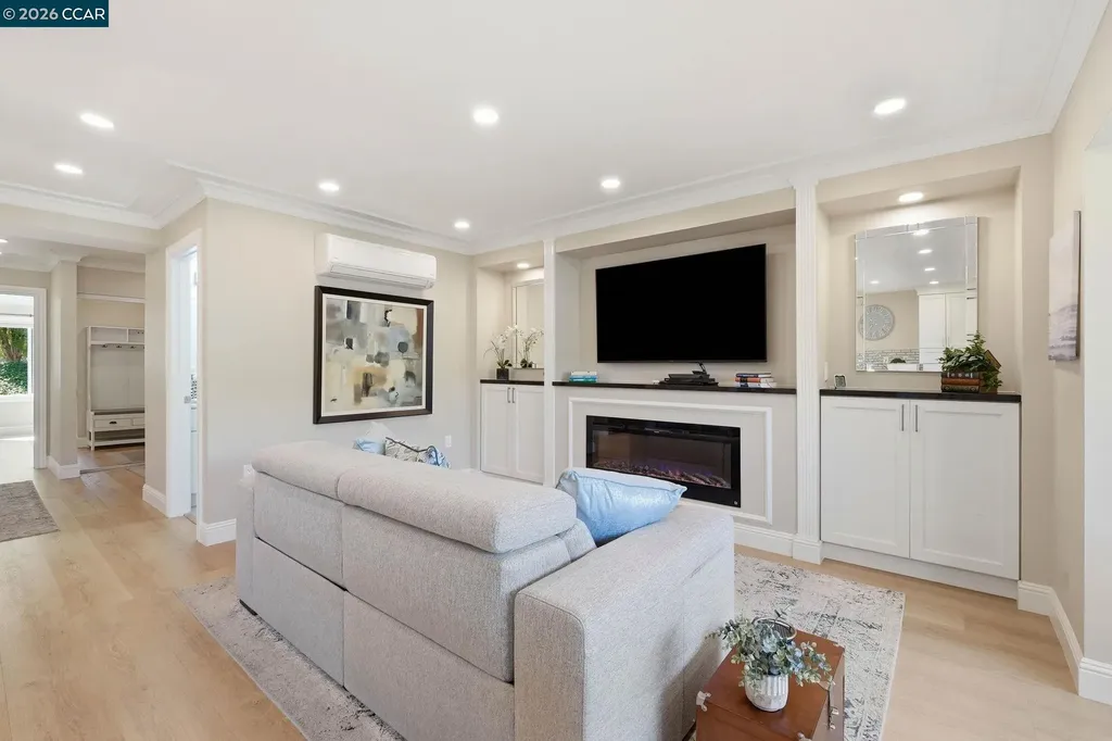 3410 Tice Creek Drive Walnut Creek CA 94595