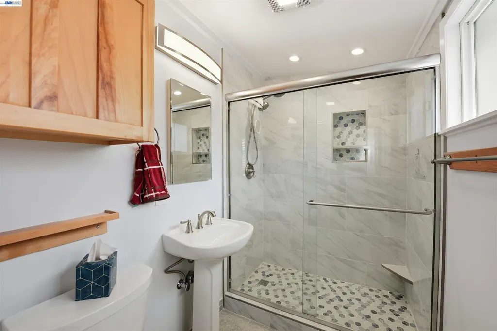 4756 Beechwood Avenue Fremont CA 94536