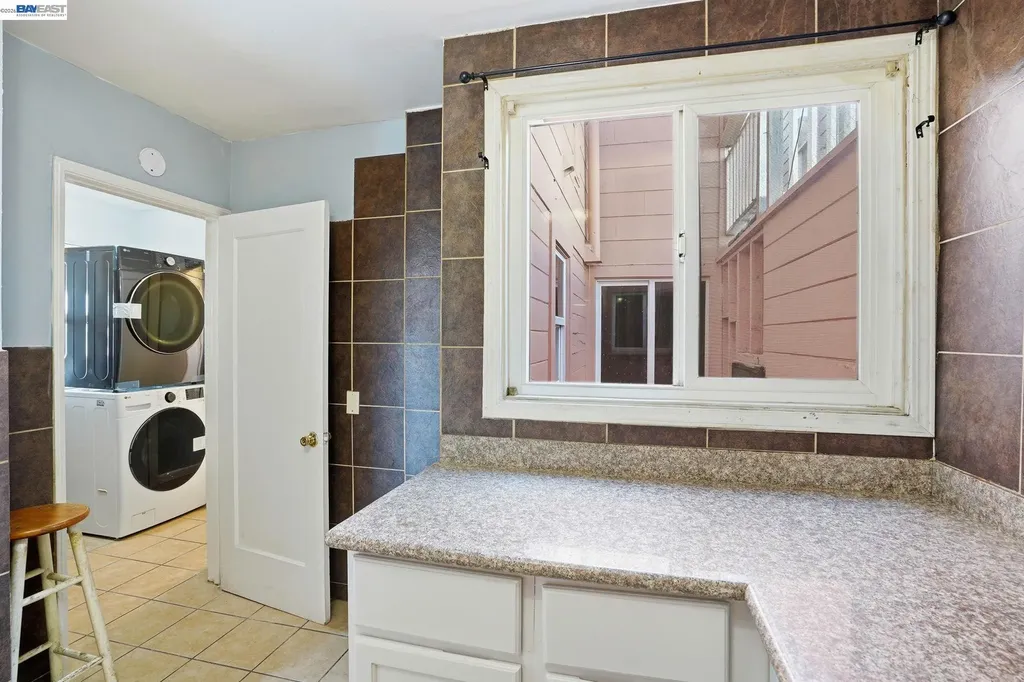 2740 73rd Avenue Oakland CA 94605
