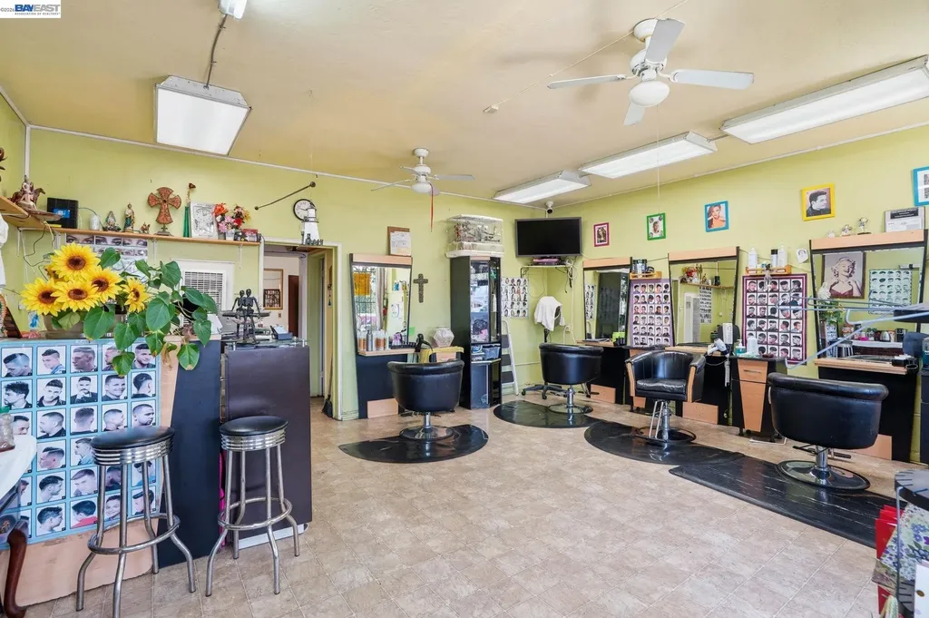2740 73rd Avenue Oakland CA 94605
