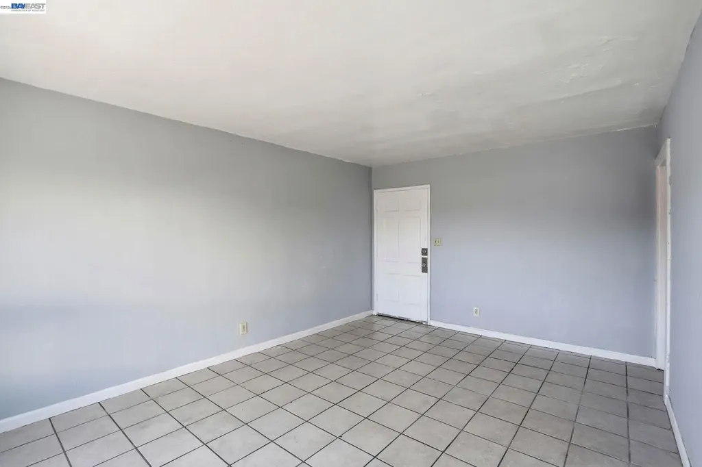 2740 73rd Avenue Oakland CA 94605