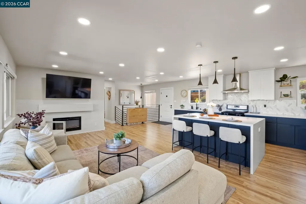 100 Hillcroft Way Walnut Creek CA 94597