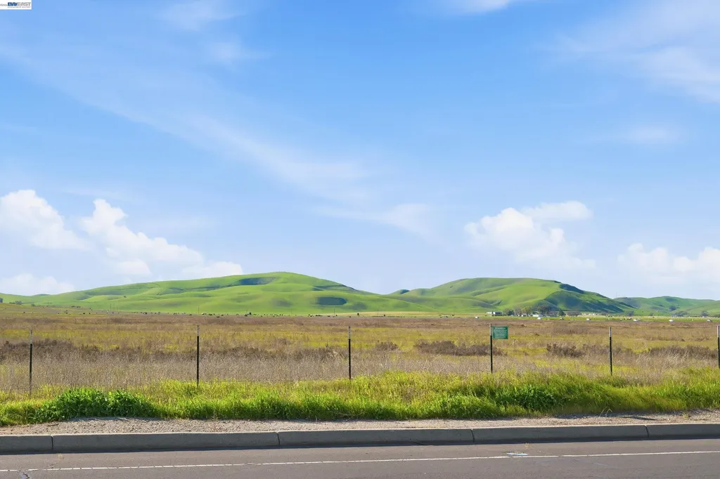 2013 Galloway Common Livermore CA 94551