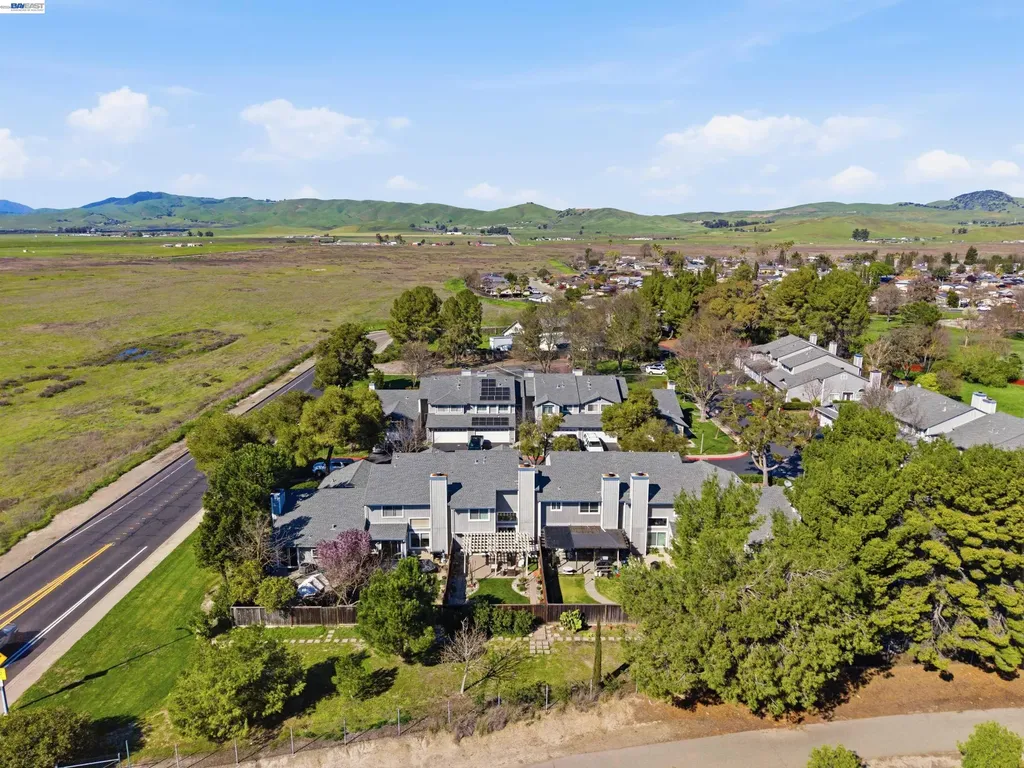 2013 Galloway Common Livermore CA 94551