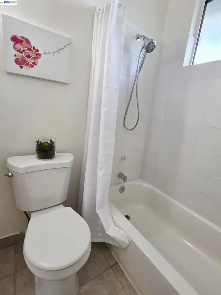 1552 Orchard Avenue San Leandro CA 94577