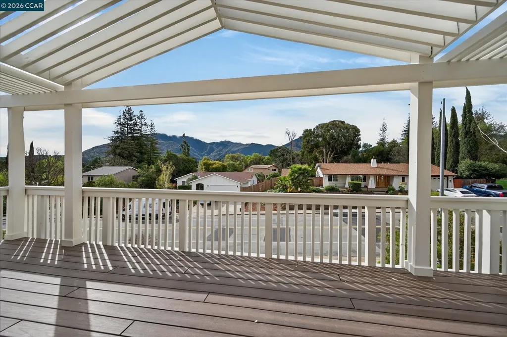 218 Mountaire Circle Clayton CA 94517