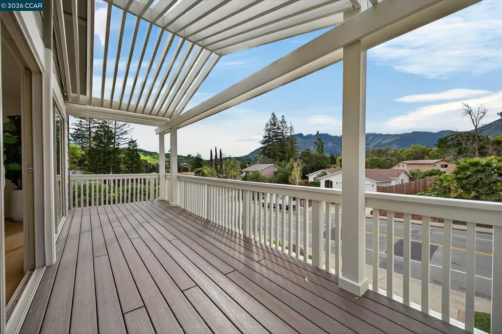 218 Mountaire Circle Clayton CA 94517