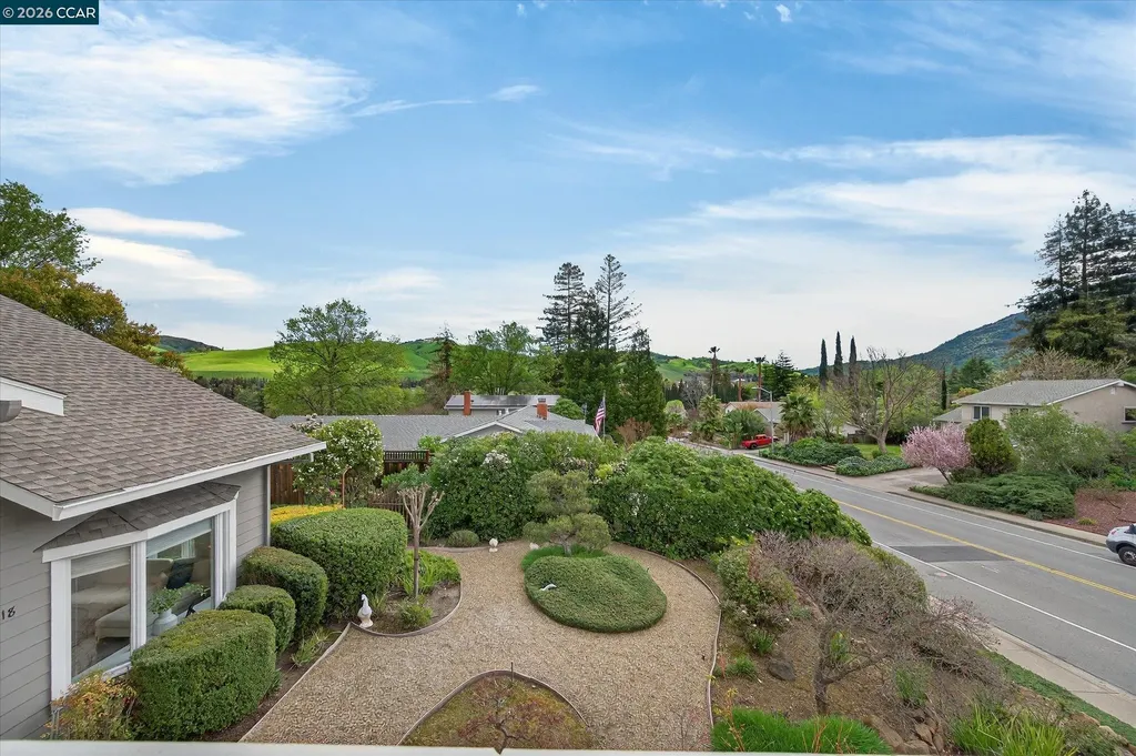 218 Mountaire Circle Clayton CA 94517