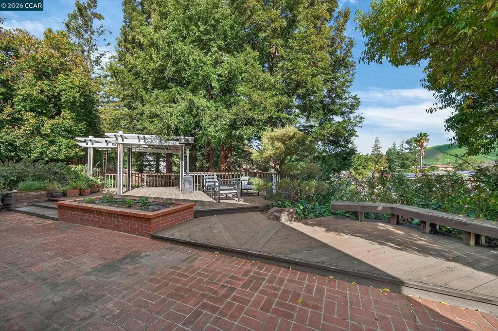 218 Mountaire Circle Clayton CA 94517