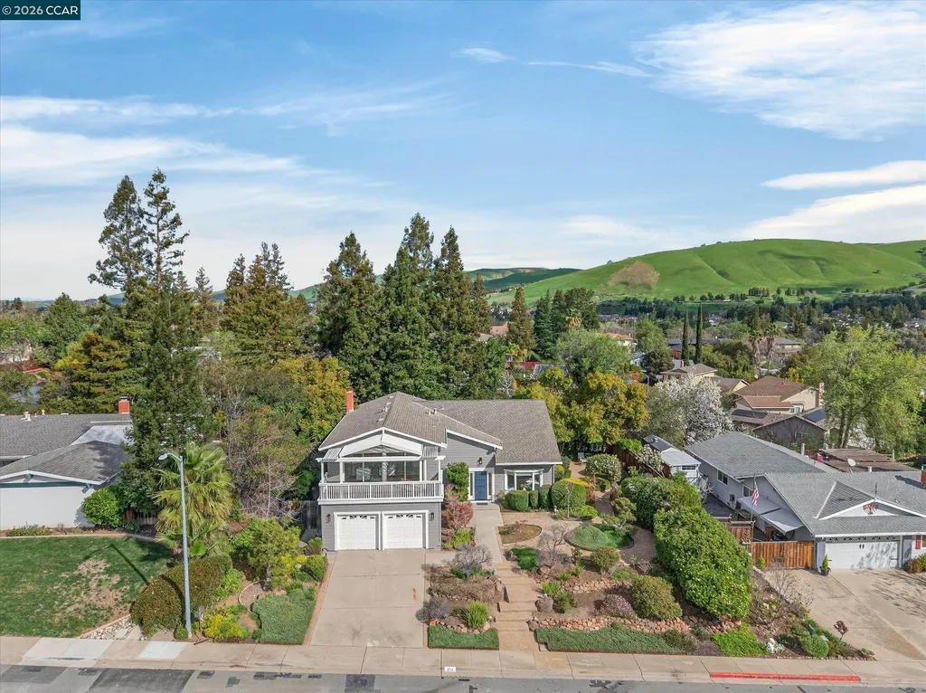 218 Mountaire Circle Clayton CA 94517