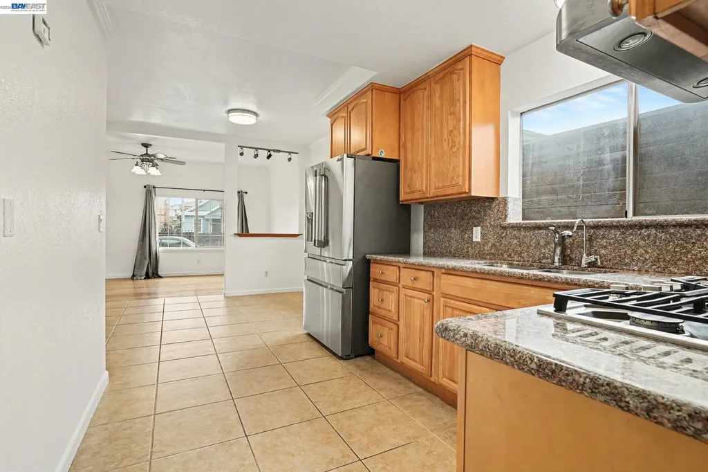 1838 40th Oakland CA 94601