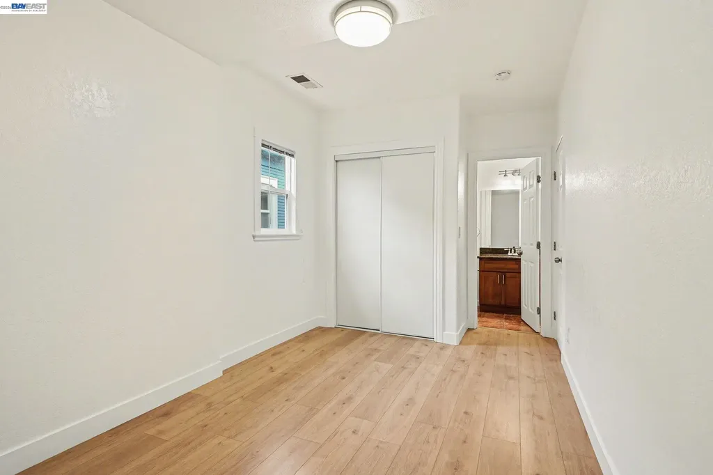 1838 40th Oakland CA 94601