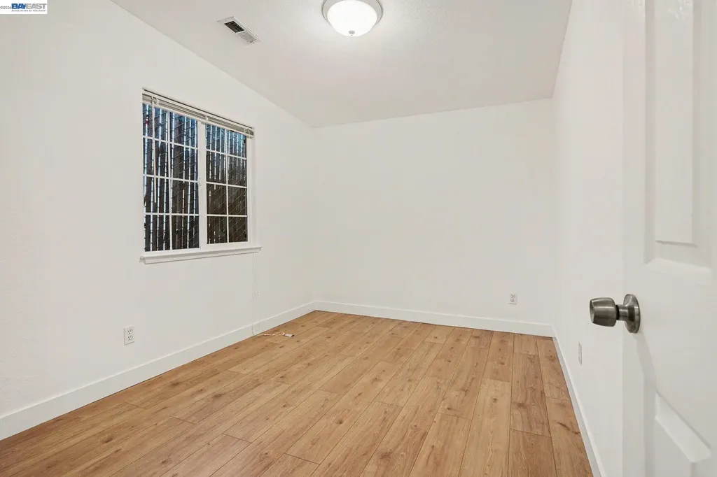 1838 40th Oakland CA 94601