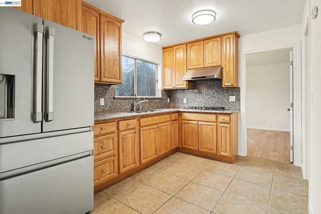 1838 40th Oakland CA 94601