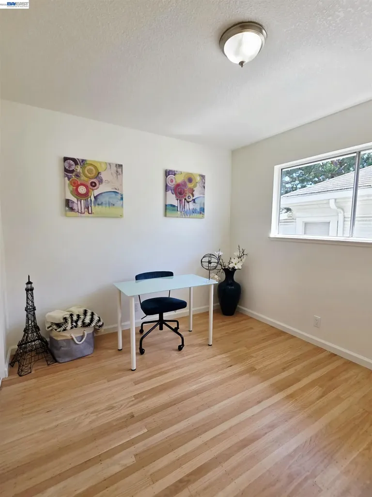 1552 Orchard Avenue San Leandro CA 94577